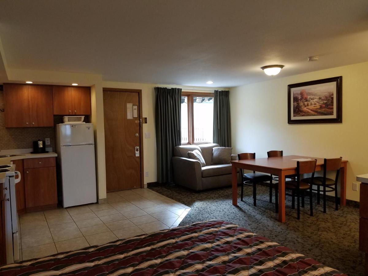 ويسكونسن الوديان Black Hawk Motel & Suites المظهر الخارجي الصورة