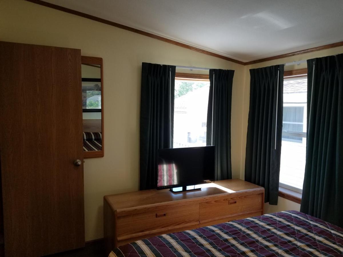 ويسكونسن الوديان Black Hawk Motel & Suites المظهر الخارجي الصورة
