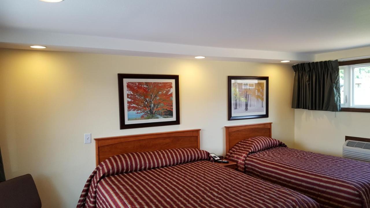 ويسكونسن الوديان Black Hawk Motel & Suites المظهر الخارجي الصورة