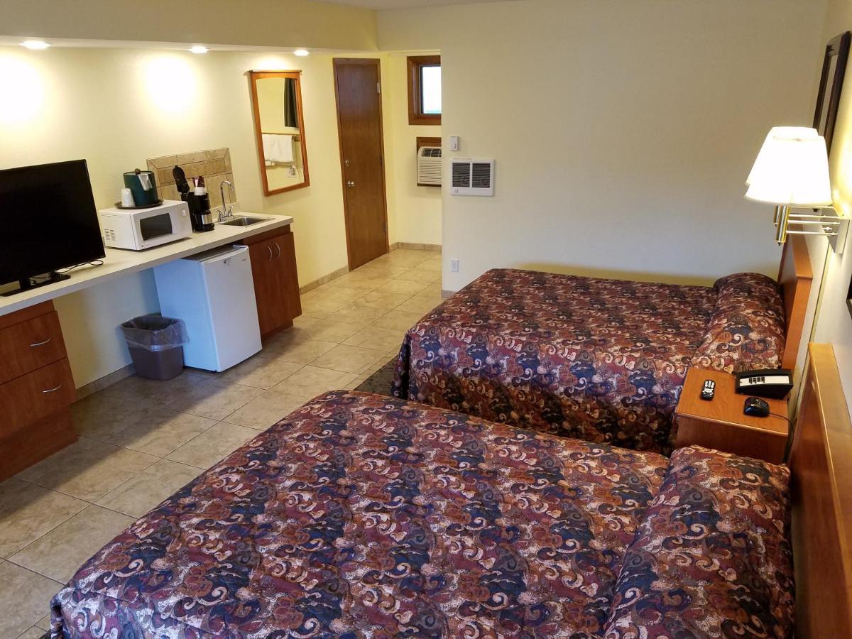 ويسكونسن الوديان Black Hawk Motel & Suites المظهر الخارجي الصورة