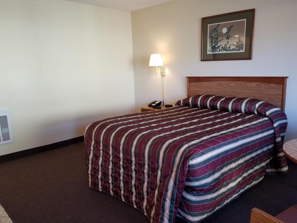 ويسكونسن الوديان Black Hawk Motel & Suites المظهر الخارجي الصورة