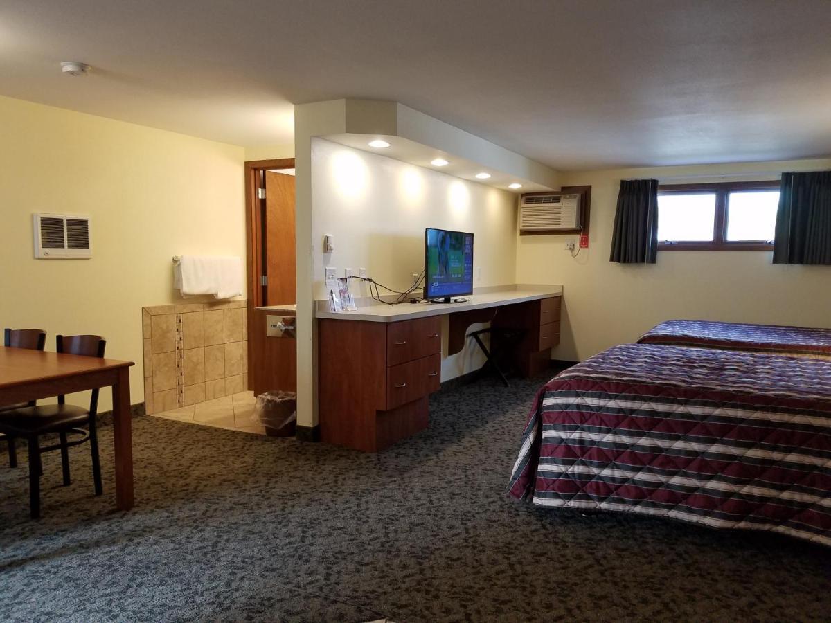 ويسكونسن الوديان Black Hawk Motel & Suites المظهر الخارجي الصورة