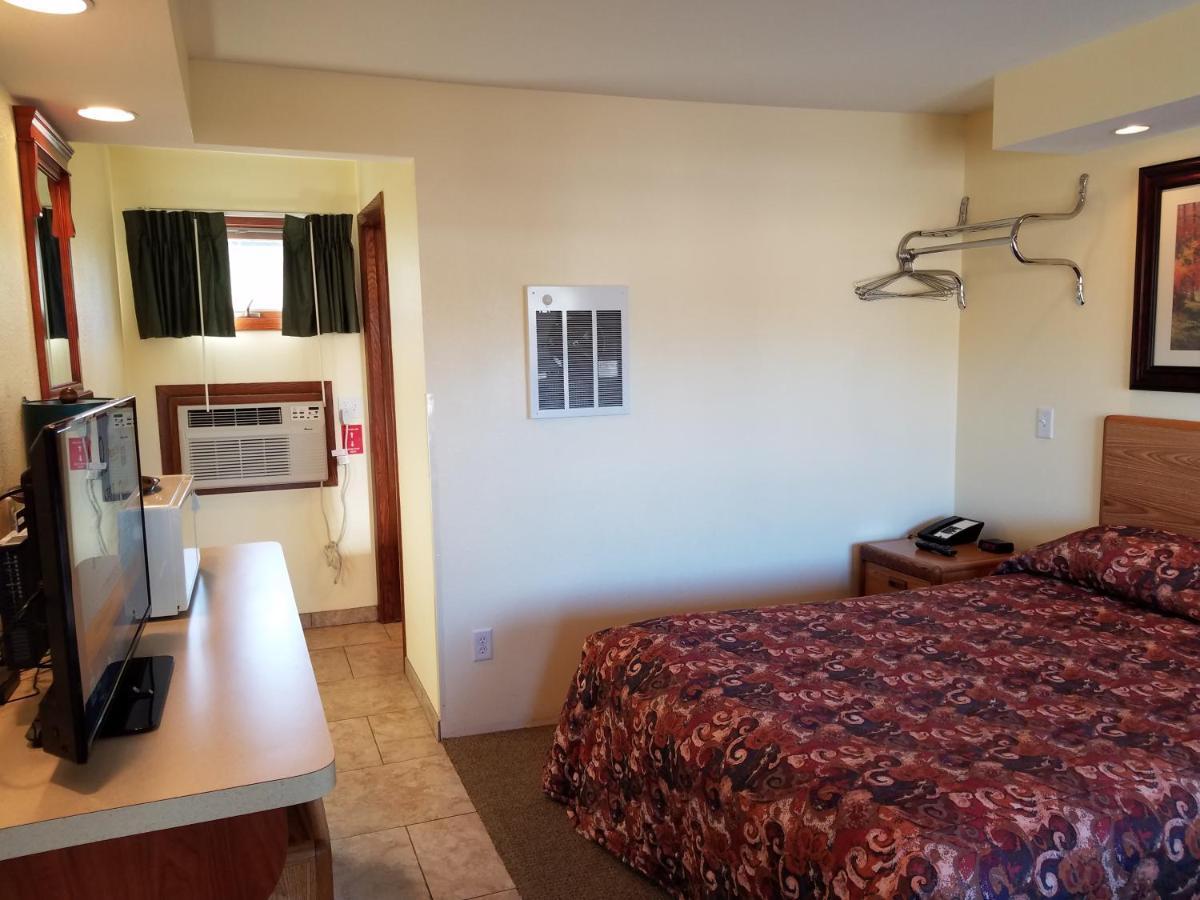ويسكونسن الوديان Black Hawk Motel & Suites المظهر الخارجي الصورة