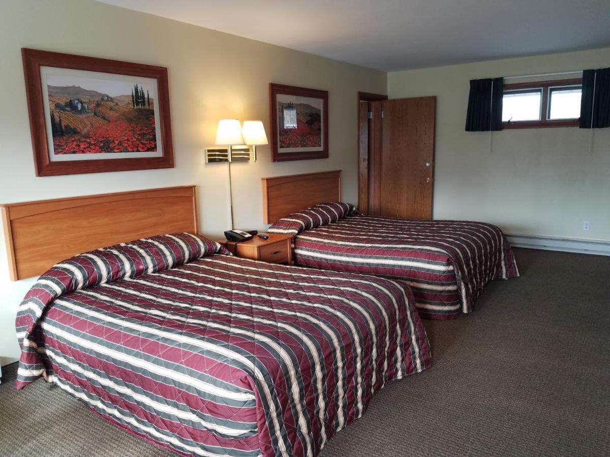 ويسكونسن الوديان Black Hawk Motel & Suites المظهر الخارجي الصورة