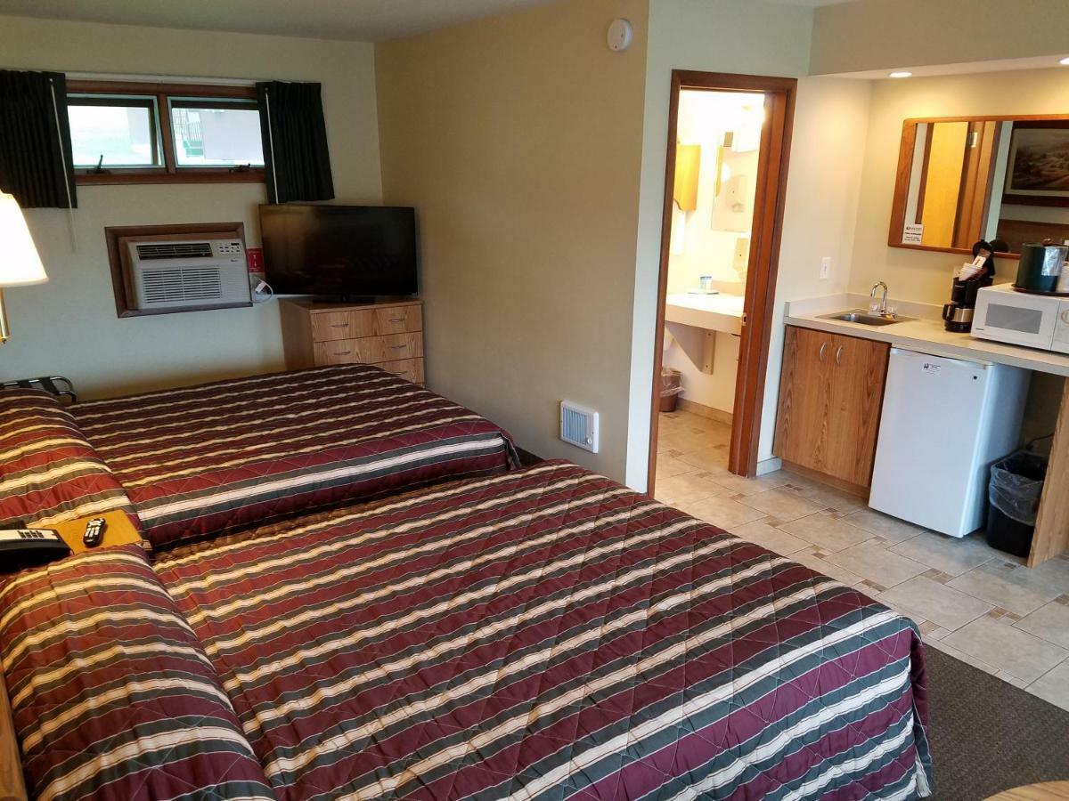 ويسكونسن الوديان Black Hawk Motel & Suites المظهر الخارجي الصورة